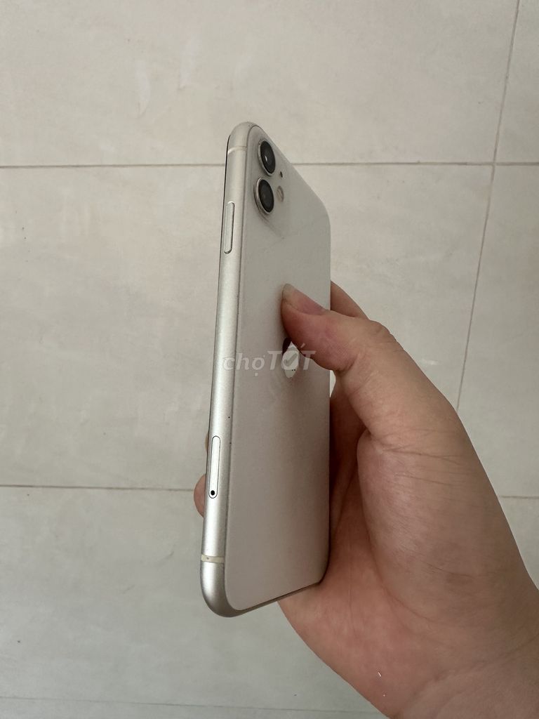 Apple iPhone 11 128GB Trắng Nứt nhẹ 90%. Mua bán Điện thoại tại Quận 11 Tp Hồ Chí Minh được đăng bởi Phạm Phạm hình 1