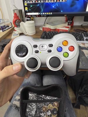 Tay cầm Logitech F710. Mua bán Thiết bị chơi game tại Quận Bắc Từ Liêm Hà Nội được đăng bởi Tu