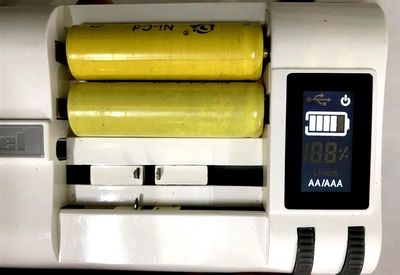 Hahnel unipad Plus sạc đa năng. Mua bán Phụ kiện (Màn hình, Chuột...) tại Quận Phú Nhuận Tp Hồ Chí Minh được đăng bởi hoa le 3