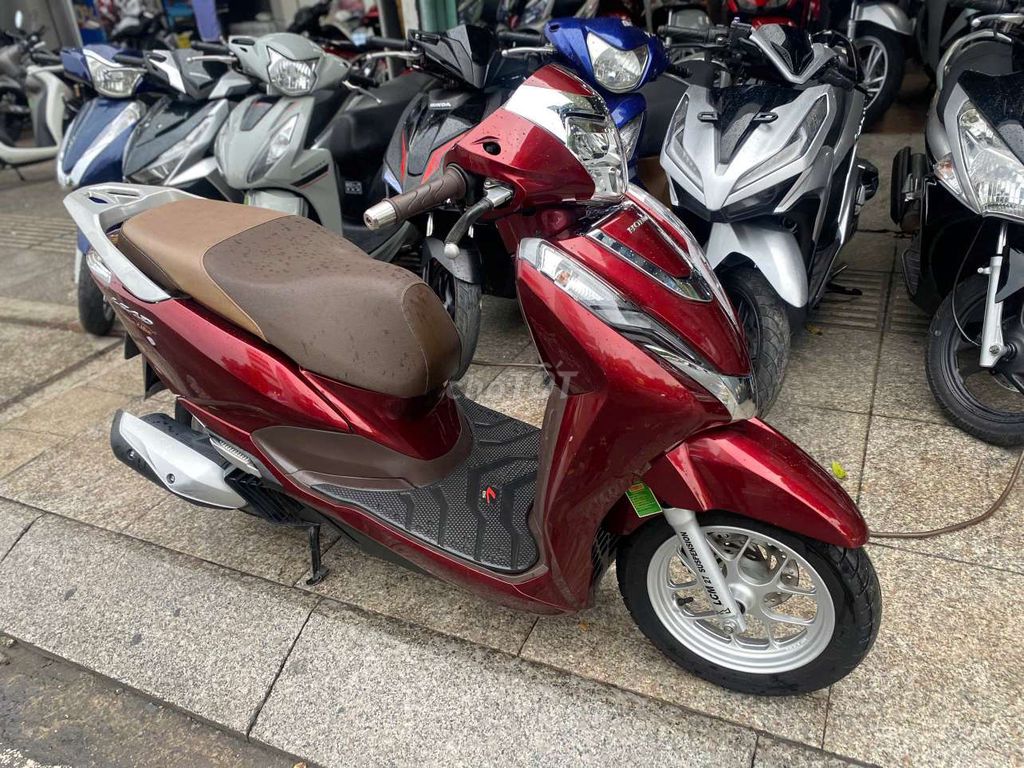 Honda Lead 4val 2023 Красный Б/У