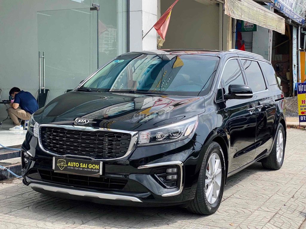 Bán xe Kia Sedona 2018