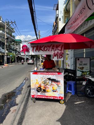 TAKOYAKI MB logo