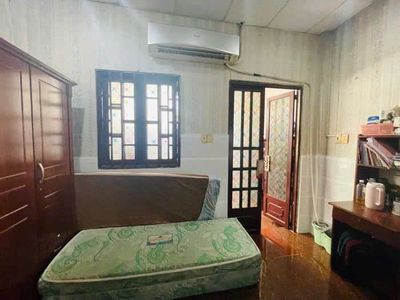 Bán nhà hẻm Thái Phiên, ngang 4m, dài 9m, chỉ 3 tỷ. Mua bán nhà ở tại Quận 11 Tp Hồ Chí Minh được đăng bởi Trần Kim Xuyến