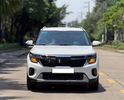 Kia Seltos 1.5 Premium 2024 Form mới-6000km. Mua bán Ô tô tại Thành phố Dĩ An Bình Dương được đăng bởi Siêu Thị Ô Tô Bình Dương 