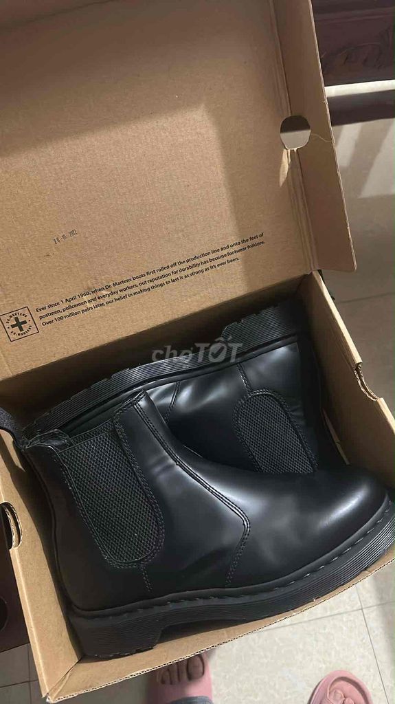 pass giày chelsea boot dr marten 2976 mono black. Mua bán Giày dép tại Quận Bình Thuỷ Cần Thơ được đăng bởi Thanh Tùng hình 1