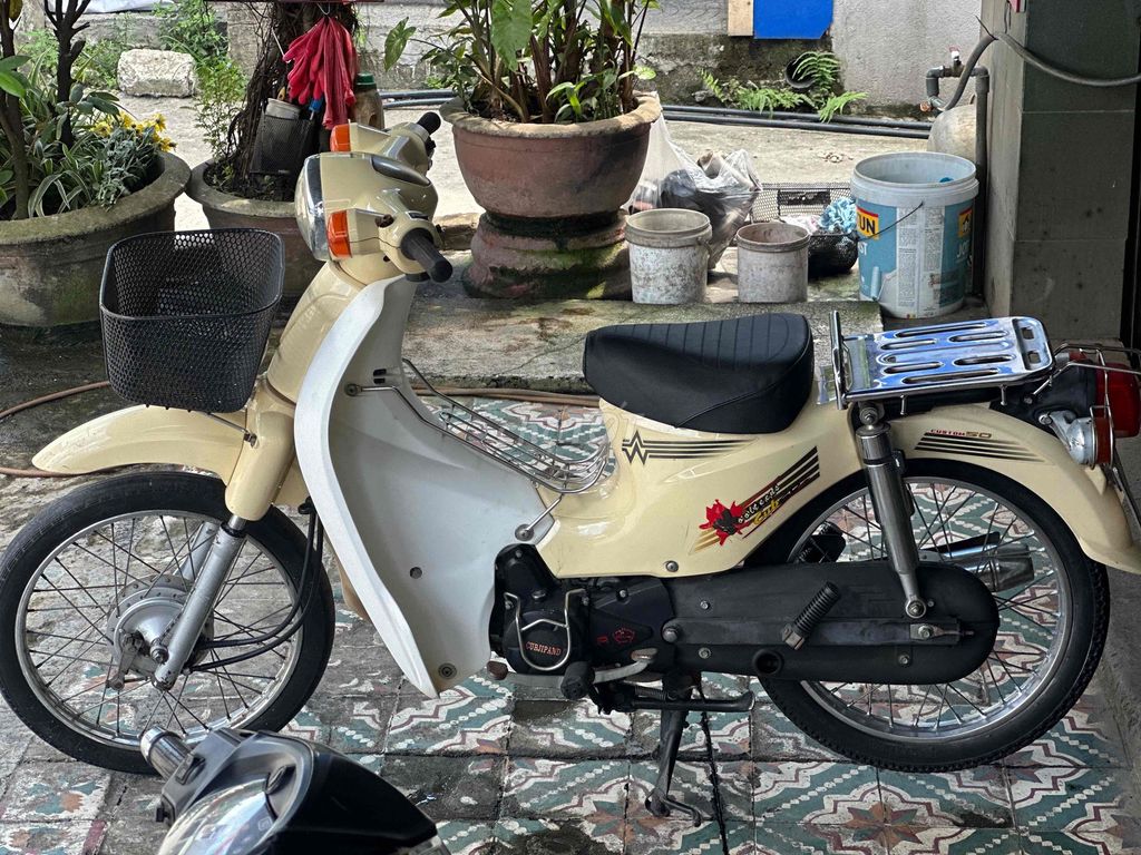 Cub 50cc Chính chủ máy zin ngon xe còn mới. Mua bán Xe máy tại Thị xã Điện Bàn Quảng Nam được đăng bởi dương văn long hình 2