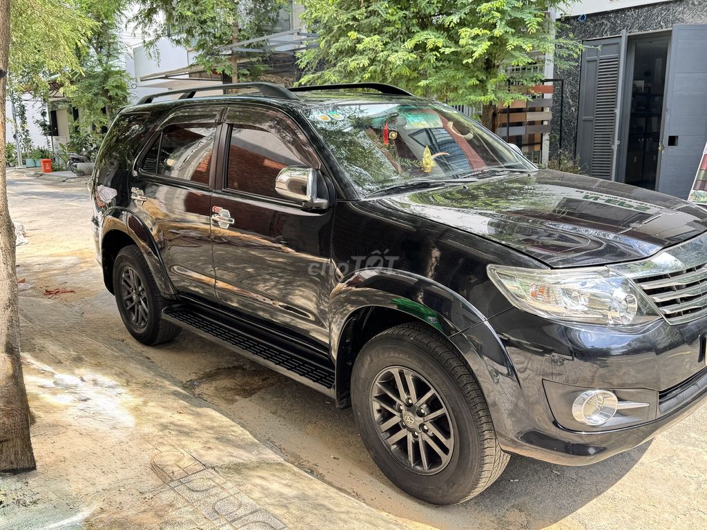 Toyota Fortuner 2015 2.7V 4x2 AT - Đen Sporty. Mua bán Ô tô tại Huyện Hóc Môn Tp Hồ Chí Minh được đăng bởi Song Hành hình 1