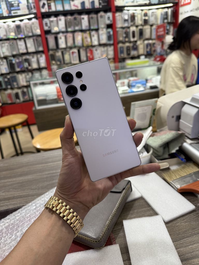 S25 Ultra 256GB Fullbox đẹp keng như mới. Mua bán Điện thoại tại Quận Thanh Xuân Hà Nội được đăng bởi Vinh Râu Samsung hình 1