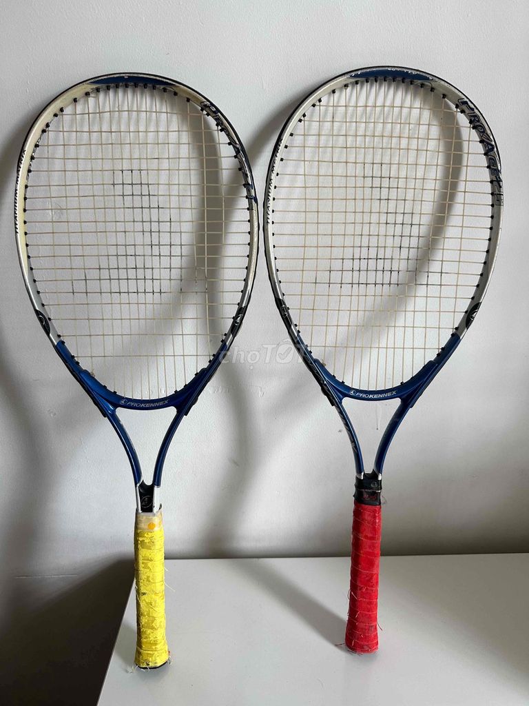 vợt tennis tập