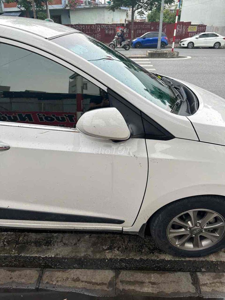 Hyundai Grand i10 2016 Sedan 1.2 Base - 98000 km. Mua bán Ô tô tại Quận Lê Chân Hải Phòng được đăng bởi khiêm hình 4