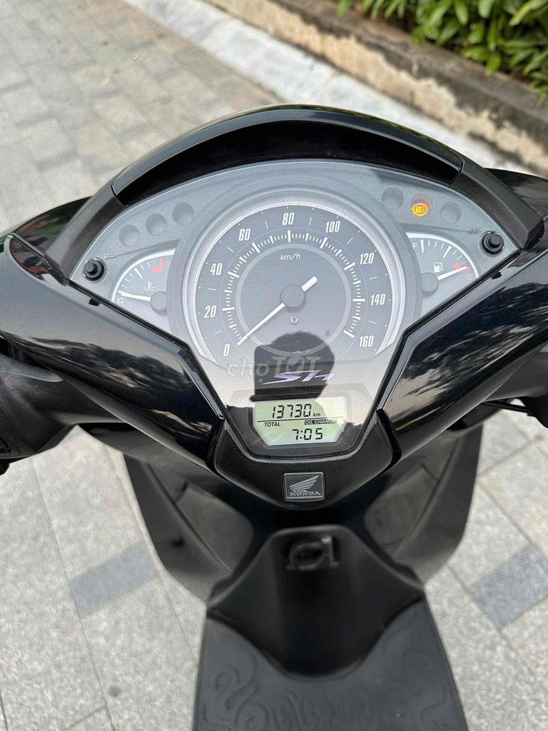 Cần bán SH 150 ABS 2018 màu đen cực đẹp, cực chất. Mua bán Xe máy tại Quận Đống Đa Hà Nội được đăng bởi Xe Máy Vượng Trung hình 8