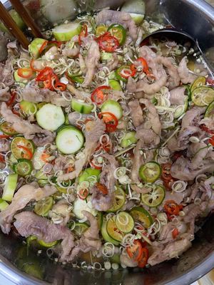 Chân gà sả tắc và sốt thái. Mua bán Đồ ăn, thực phẩm và các loại khác tại Huyện Bình Chánh Tp Hồ Chí Minh được đăng bởi Tai