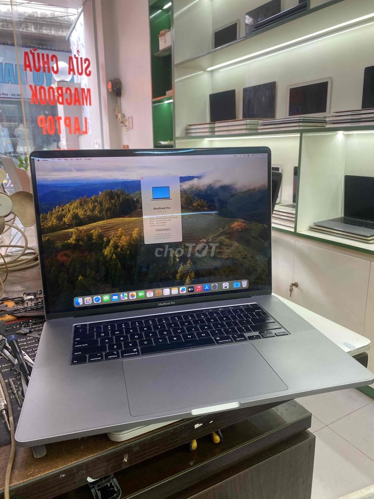 MacBook Pro 2019 i7 16GB/500GB SSD 16 inch vega 4g. Mua bán Laptop tại Quận Hoàng Mai Hà Nội được đăng bởi Mac98 hình 1