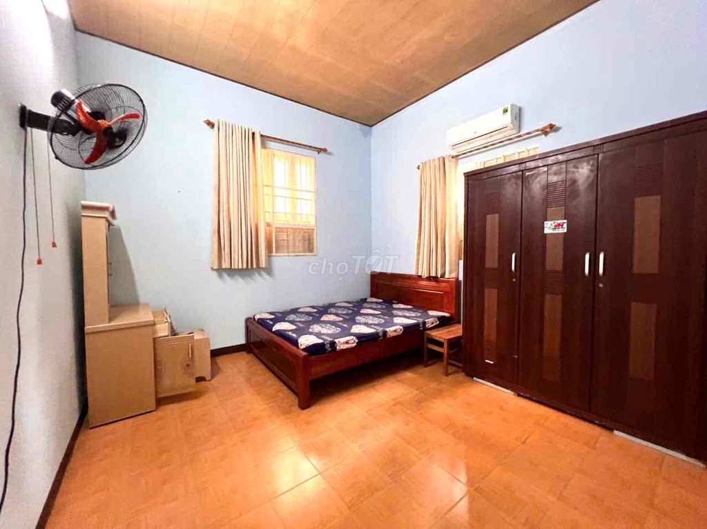 Furnished 6-bedroom house with a huge fruit garden — photo 7