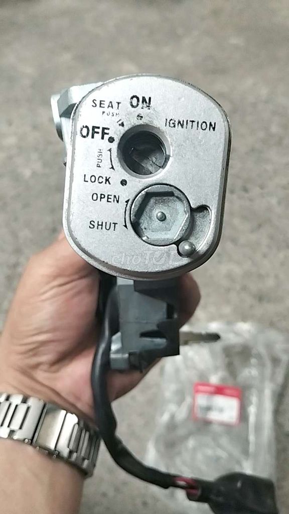 Ổ khóa xe máy Honda RSX Fl 110. Mua bán Phụ tùng xe tại Thành phố Dĩ An Bình Dương được đăng bởi Nguyễn Tấn Thành hình 1