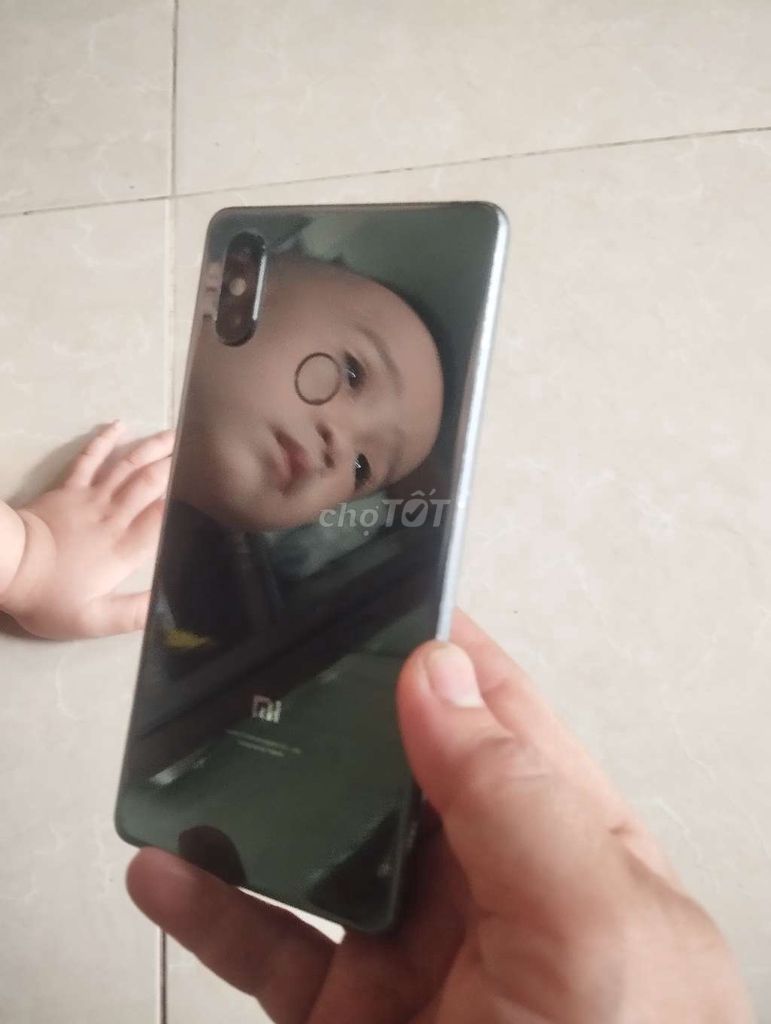 Xiaomi Mi 8 SE 6GB Đen. Mua bán Điện thoại tại Quận Cẩm Lệ Đà Nẵng được đăng bởi Tí Phạm hình 1