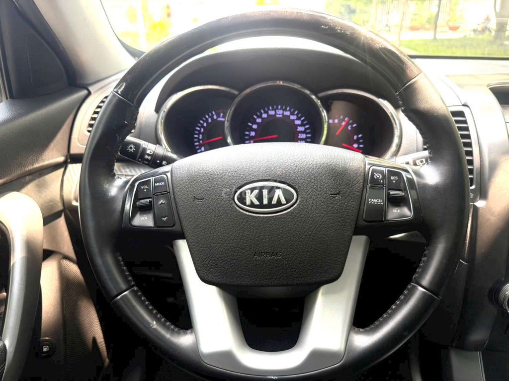 2013 GAT 4WD 2.4 - 138000 km. Mua bán Ô tô tại Quận 5 Tp Hồ Chí Minh được đăng bởi Triệu Phú  hình 17