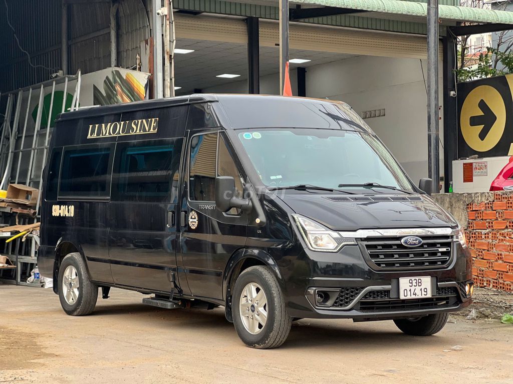Transit 2022 Limousine 9 chổ đi ít mới 6v9. Mua bán Phương tiện khác tại Thành phố Thủ Dầu Một Bình Dương được đăng bởi Thái Phạm hình 2