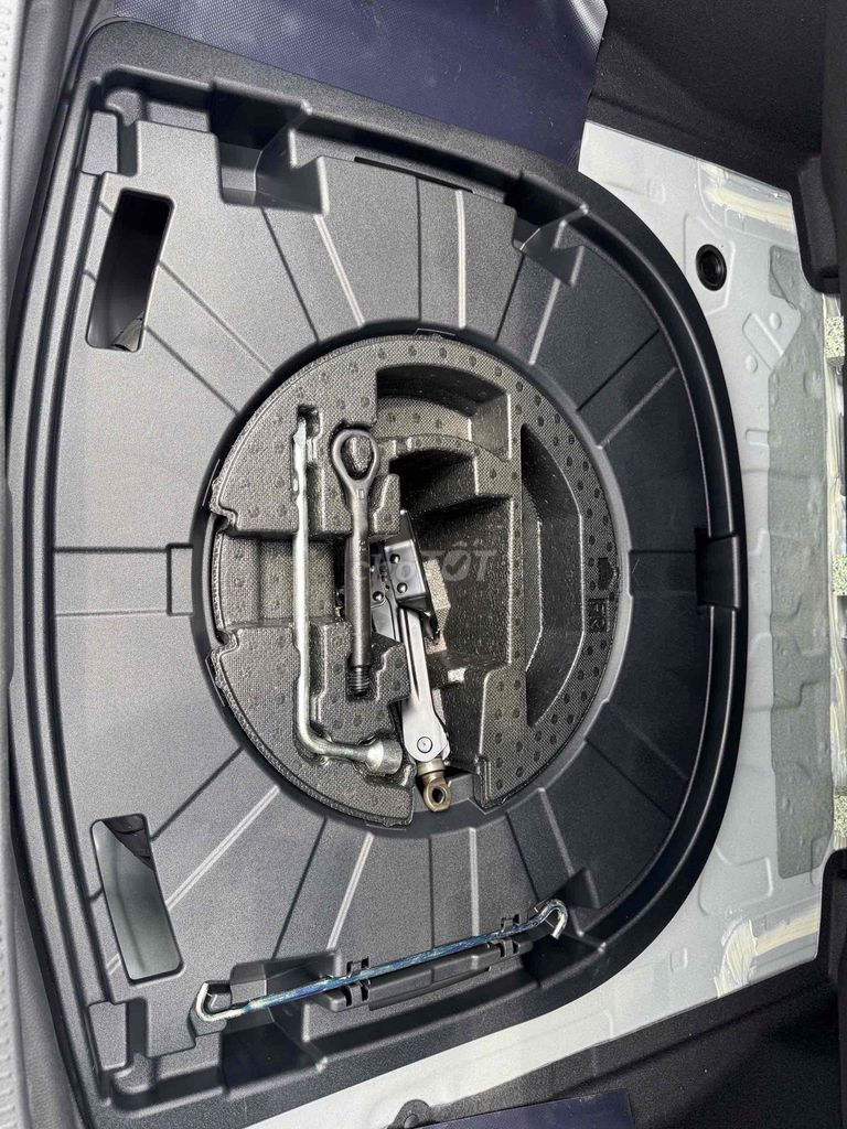 Camry 2025 2.5 HEV Top siêu mới. Mua bán Ô tô tại Quận Gò Vấp Tp Hồ Chí Minh được đăng bởi Nguyễn An hình 12