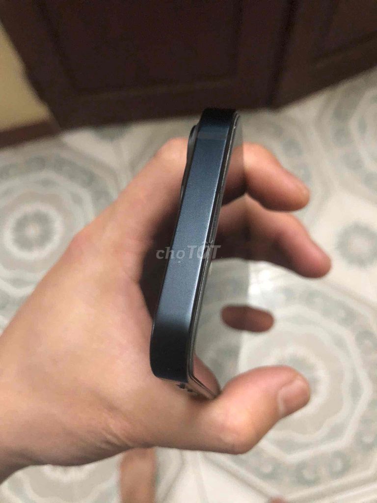 Apple iPhone 13 mini đen Đã sử dụng. Mua bán Điện thoại tại Thị xã Từ Sơn Bắc Ninh được đăng bởi VL hình 1