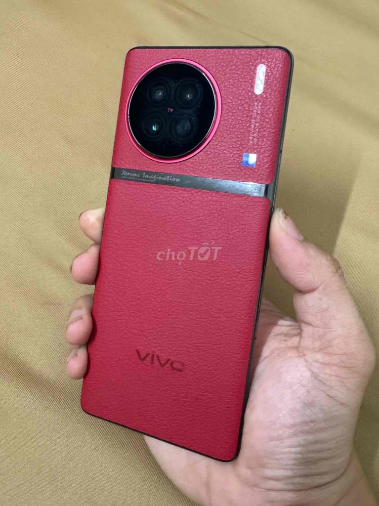 Vivo X90 màu đỏ siêu đẹp. Mua bán Điện thoại tại Quận Thanh Khê Đà Nẵng được đăng bởi Triệu Vỹ hình 1