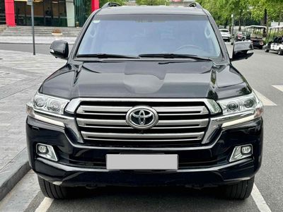 Toyota Land Cruiser VX 2016 4.6 V8 Đen