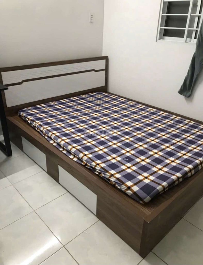 GIƯỜNG GỖ CÔNG NGHIỆP MDF 1M6 2M CÓ 2 HỘP KÉO . Mua bán Giường, chăn ga gối nệm tại Thành phố Thủ Dầu Một Bình Dương được đăng bởi Tủ nhựa đài loan hoàng quân hình 1