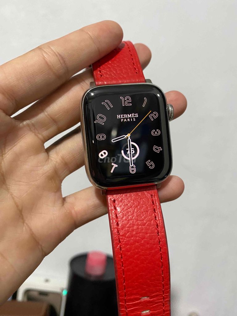 APPLE WATCH SERIES 4/44MM ESIM HERMES