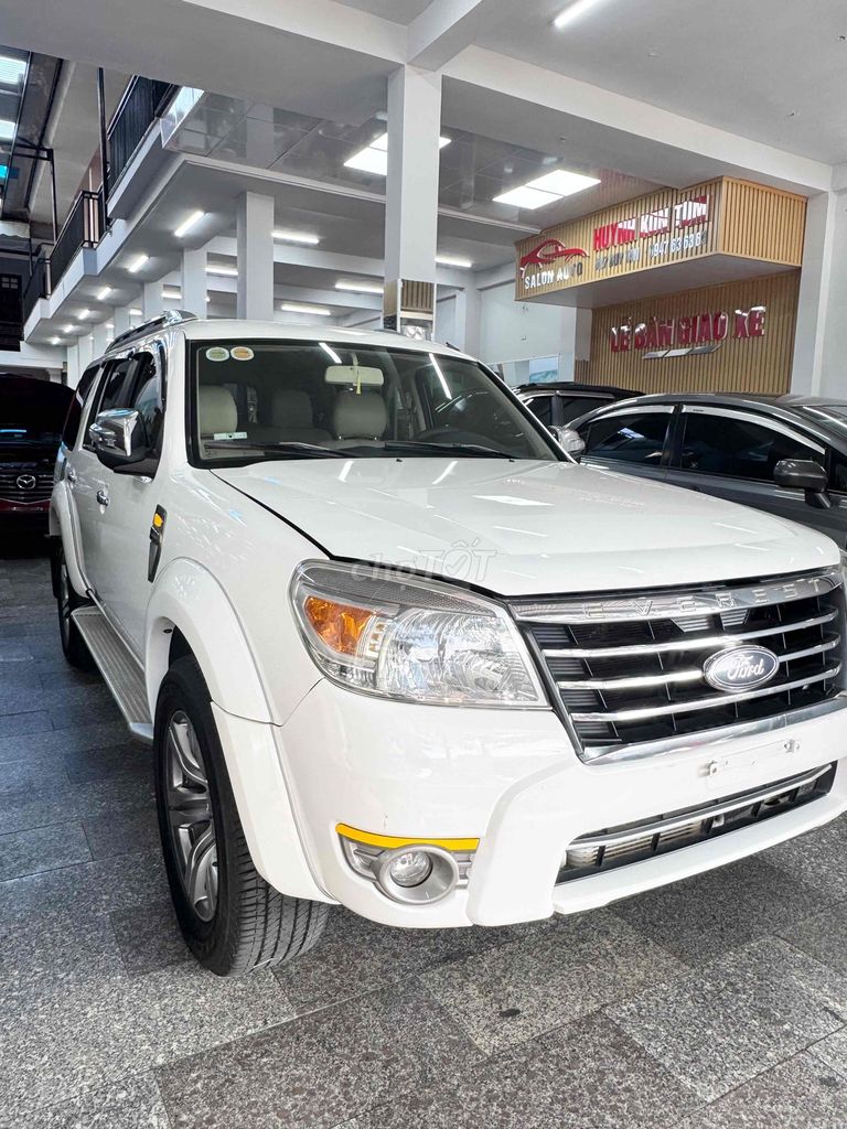 Ford Everest 2012 Dầu 7 chỗ Trắng. Mua bán Ô tô tại Thành phố Pleiku Gia Lai được đăng bởi Huynh kontum hình 3