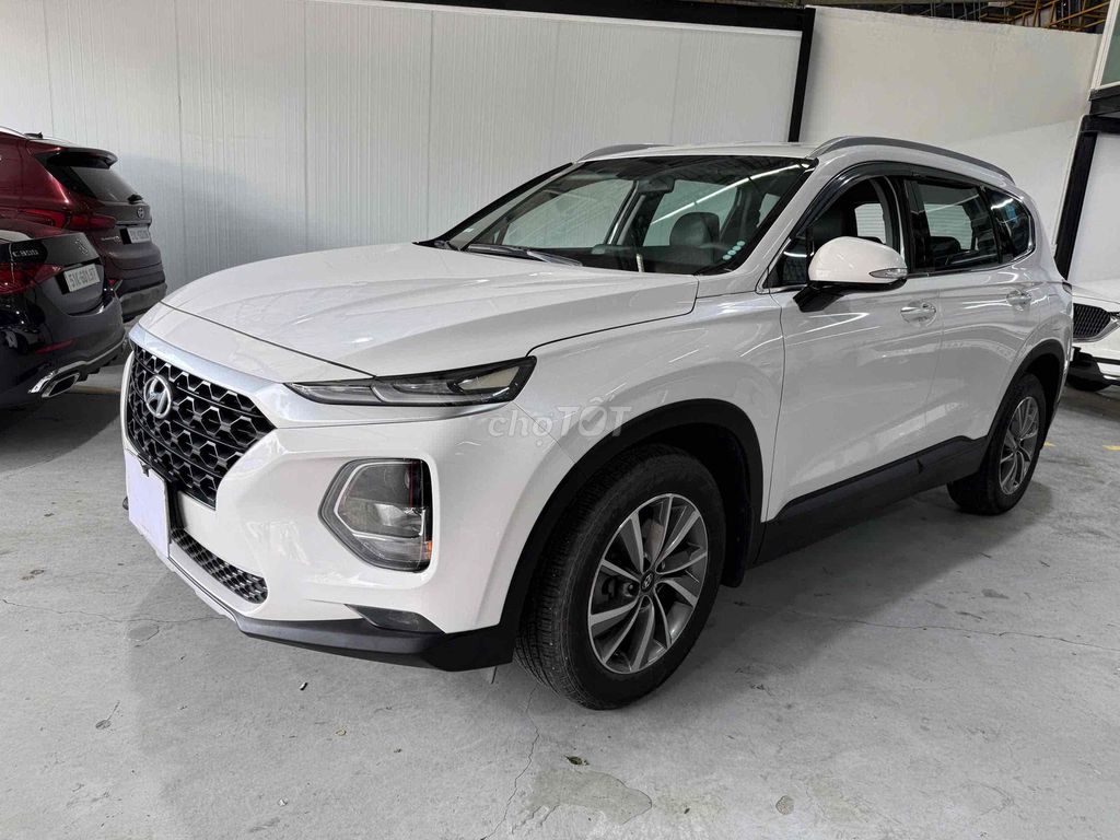 Стандартное масло Hyundai Santafe 2021, белое, 20 000 км