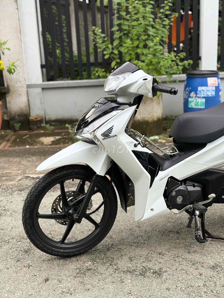 futrue 2025 bstp chính chủ odo 2 ngàn cây. Mua bán Xe máy tại Huyện Củ Chi Tp Hồ Chí Minh được đăng bởi HuỳnhLâm Bổn hình 2