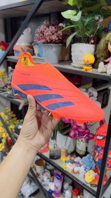 Thanh lý giày bóng đá Sân cỏ sz 41 chân 25.5cm. Mua bán Giày dép tại Quận 8 Tp Hồ Chí Minh được đăng bởi Philipky