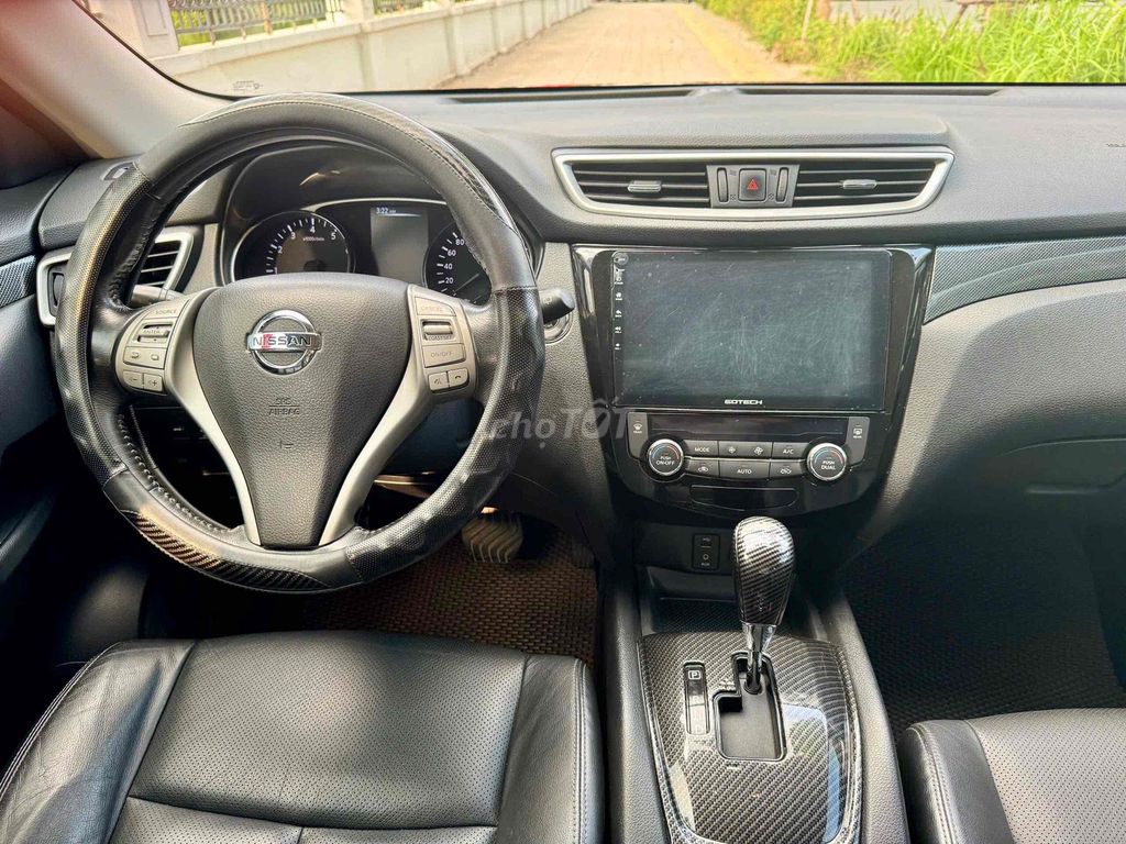 Nissan X trail 2016 2.5 SV 4WD - 10 km. Mua bán Ô tô tại Quận Cầu Giấy Hà Nội được đăng bởi Tuấn Hưng hình 10