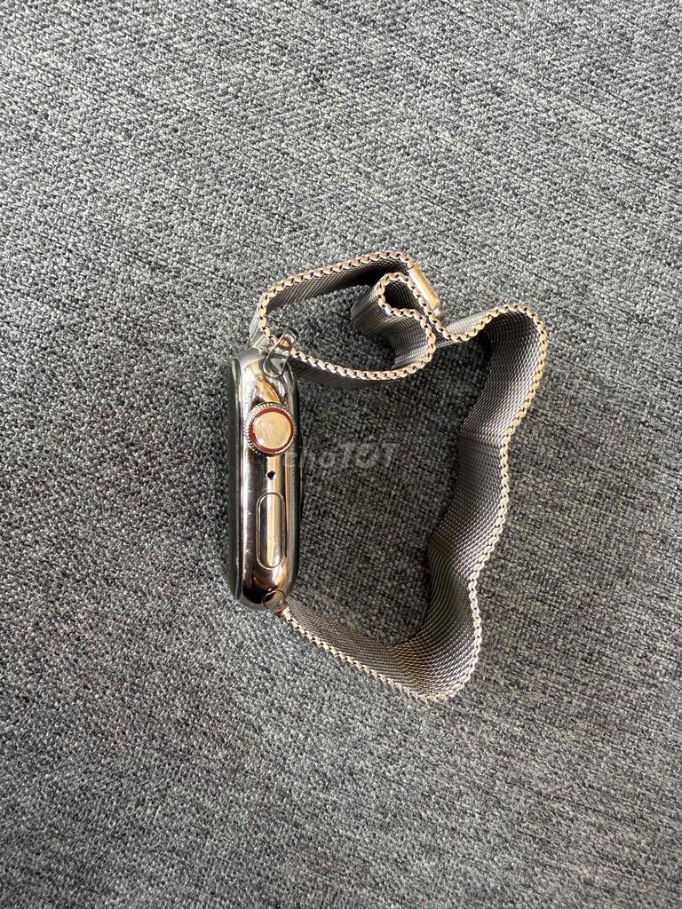 Apple Watch Series 9 41MM lte Thép Bạc Bh 8/2025VN. Mua bán Thiết bị đeo thông minh tại Quận Ninh Kiều Cần Thơ được đăng bởi Quý Mobile hình 3