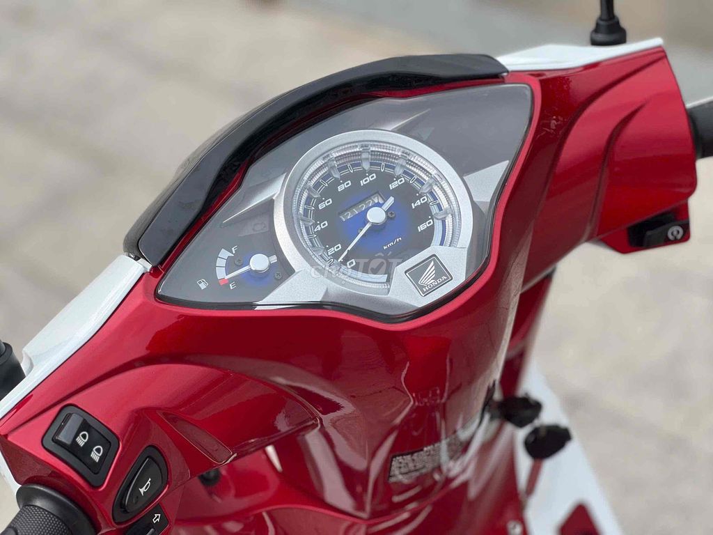 ❤️ Future 125 đời 2025 odo 2000km bstp 9chủ. Mua bán Xe máy tại Quận 11 Tp Hồ Chí Minh được đăng bởi Hưng Từ hình 8