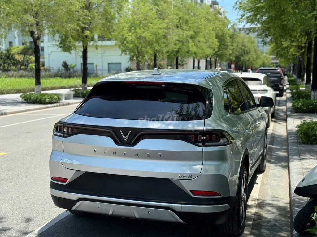 VinFast VF8 2023 Eco - GF - Màu Bạc. Mua bán Ô tô tại Huyện Gia Lâm Hà Nội được đăng bởi Vinfast Ocean Park Gia Lâm Hà Nội hình 3