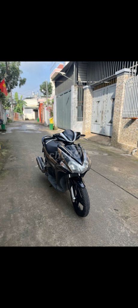Honda Air Blade 2012 Đầu bò FI Đen vàng. Mua bán Xe máy tại Thành phố Biên Hòa Đồng Nai được đăng bởi tuan hình 4