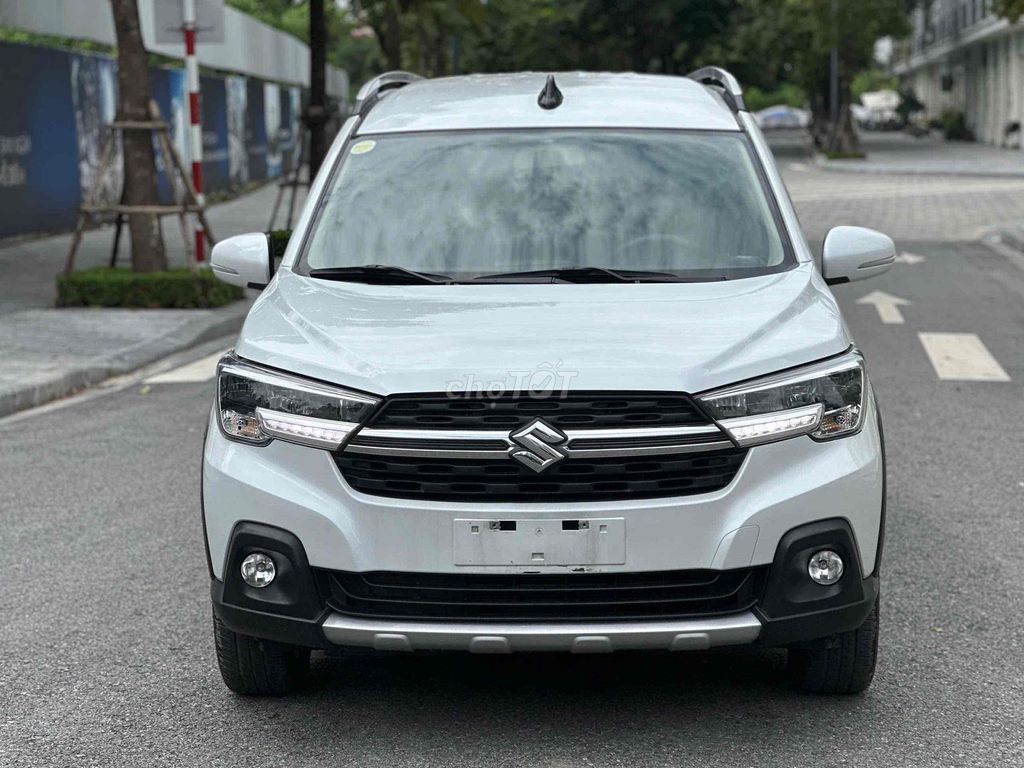 Suzuki XL7 2022 белый автомат, отличное состояние
