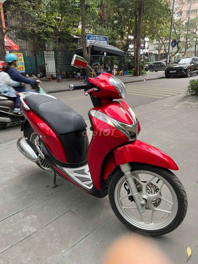 Sh mode xe đẹp chính chủ biển Hà Nội. Mua bán Xe máy tại Quận Ba Đình Hà Nội được đăng bởi Hoàng  hình 1