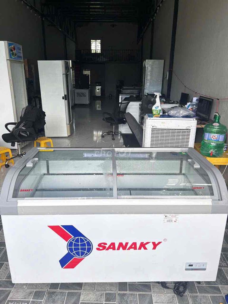 Tủ đông Kính Sanaky 800L/500L. BH hãng 6/2025