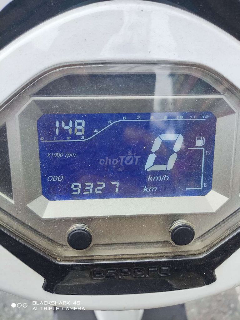 Xe máy Espero 50VS màu trắng, 9327 km. Mua bán Xe máy tại Thành phố Thuận An Bình Dương được đăng bởi Nguyễn Thanh Vương hình 3