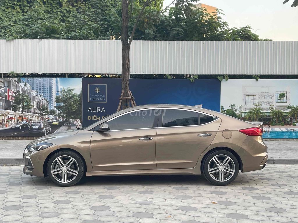 Cần Bán Hyundai Elantra 2019 1.6AT Sport Tubo. Mua bán Ô tô tại Quận Hoàng Mai Hà Nội được đăng bởi Anh Tuy hình 7
