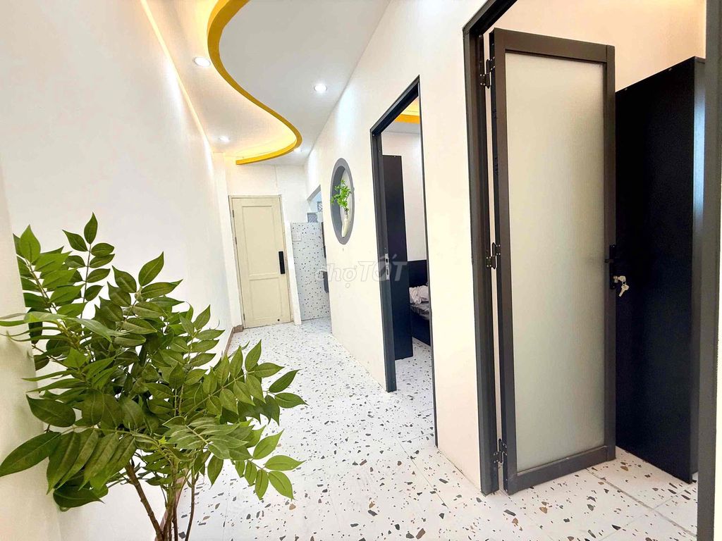 CĂN hộ 2PN mới Ở Liền Được Thoáng Rộng  8,9TR Free Xe