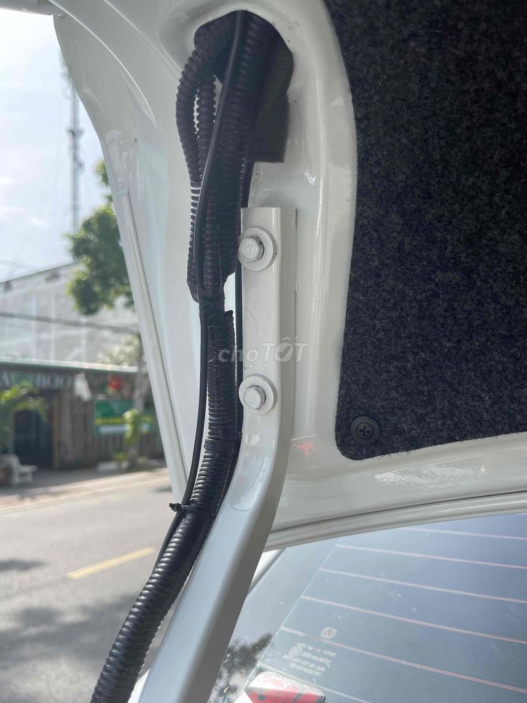 Honda City Trắng 5 chỗ Số sàn. Mua bán Ô tô tại Huyện Hóc Môn Tp Hồ Chí Minh được đăng bởi Thành An hình 16