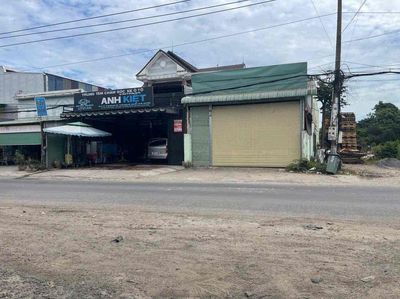 Bán Đất Mặt  và kho xưởng Mặt tiền thổ cư đường nhựa. Mua bán văn phòng, mặt bằng kinh doanh tại Thành phố Thuận An Bình Dương được đăng bởi Phúc Thịnh