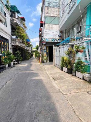 Townhouse 50 m² · 3 bed · Đường Quốc lộ 13