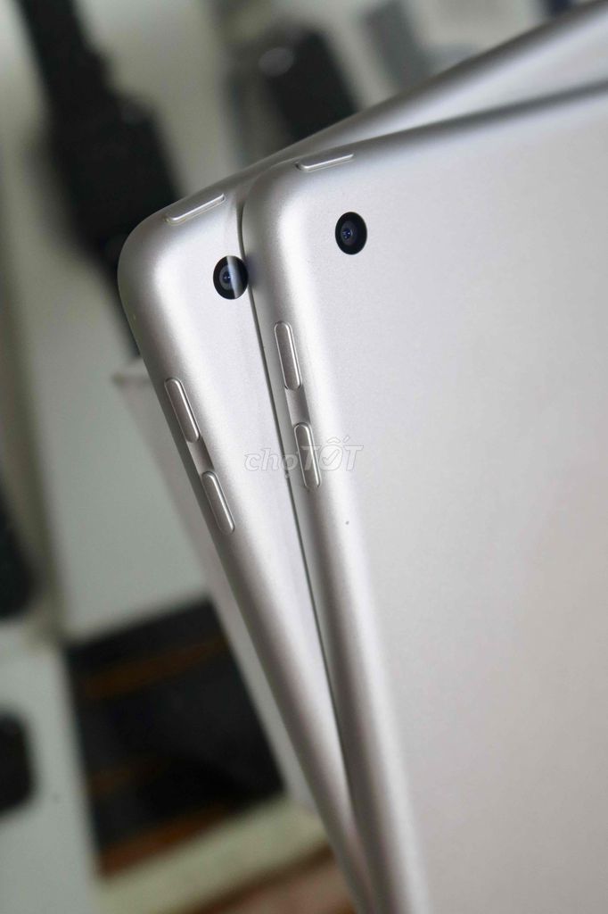 ipad gen 6 32gb wifi 99%. Mua bán Máy tính bảng tại Thành phố Long Xuyên An Giang được đăng bởi Băng Apple  chuyên iphone hình 5