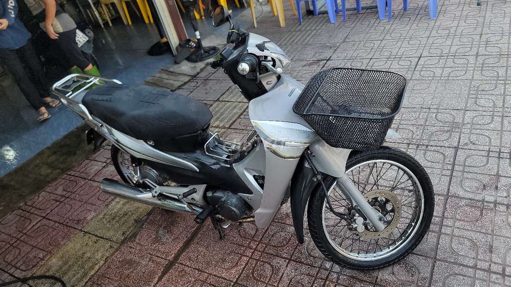Honda Wave S 100 2008 года, серебристый
