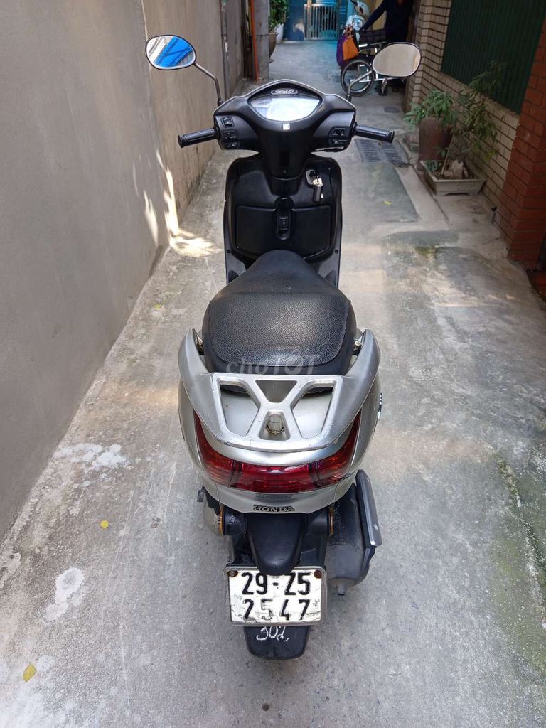 Bán xe Honda SCR. Mua bán Xe máy tại Quận Cầu Giấy Hà Nội được đăng bởi Duc Tran hình 3