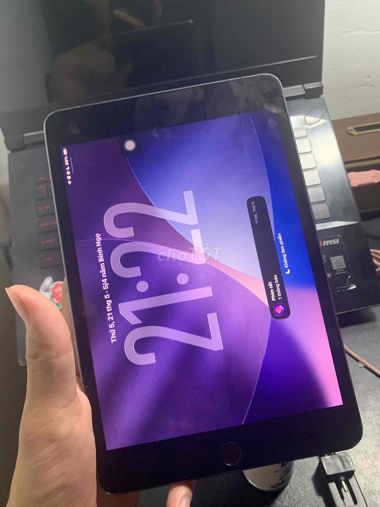Apple iPad mini 5 64GB Xám. Mua bán Máy tính bảng tại Quận Bình Thạnh Tp Hồ Chí Minh được đăng bởi Lê Quốc Bảo hình 1
